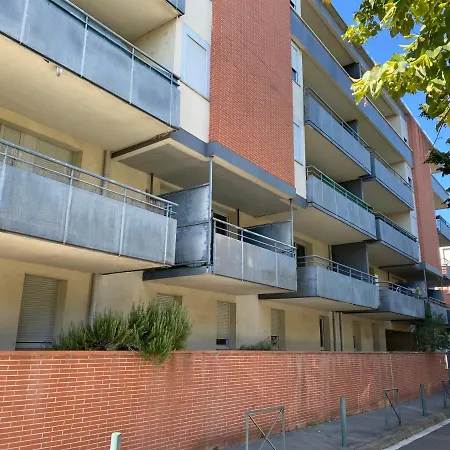 Duplex 2 Chambres, Terrasse & Metro A 200m